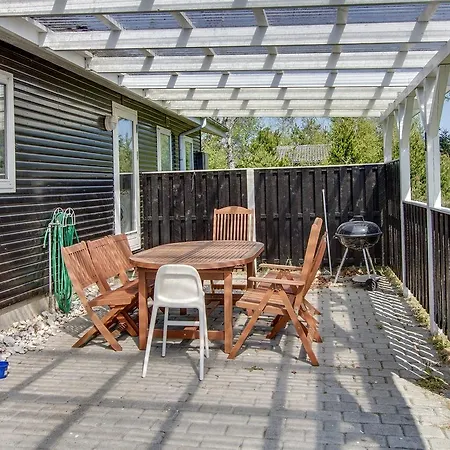 Four-bedroom Holiday In * Hals