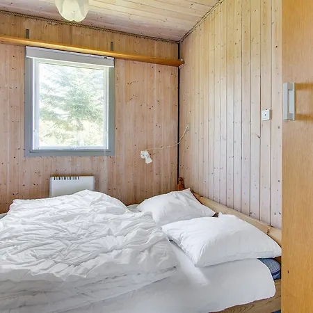 Four-bedroom Holiday In * Hals