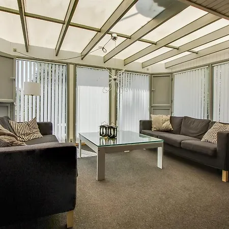 Four-bedroom Holiday In * Hals